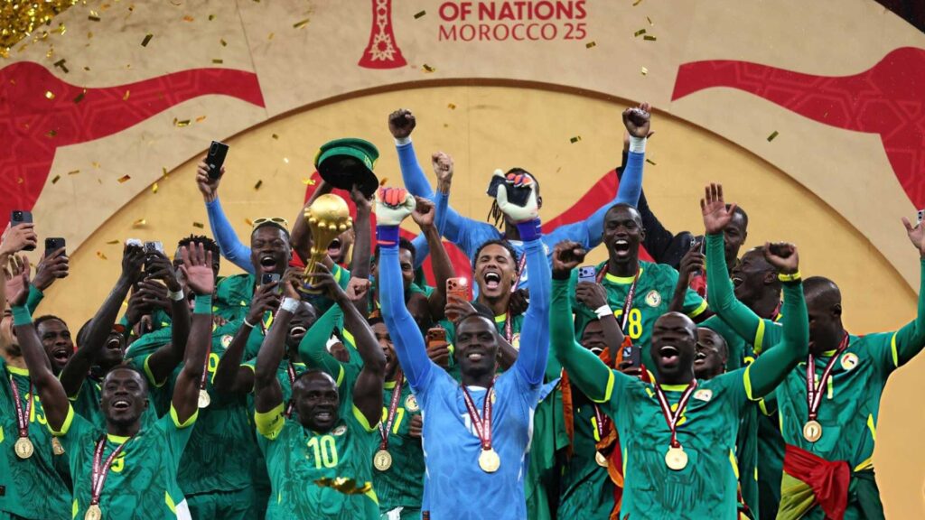 চরম নাটকীয়তার পর মরক্কোর স্বপ্ন ভেঙে চ্যাম্পিয়ন সেনেগাল